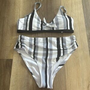 NWT Cupshe 2-piece striped bikini
